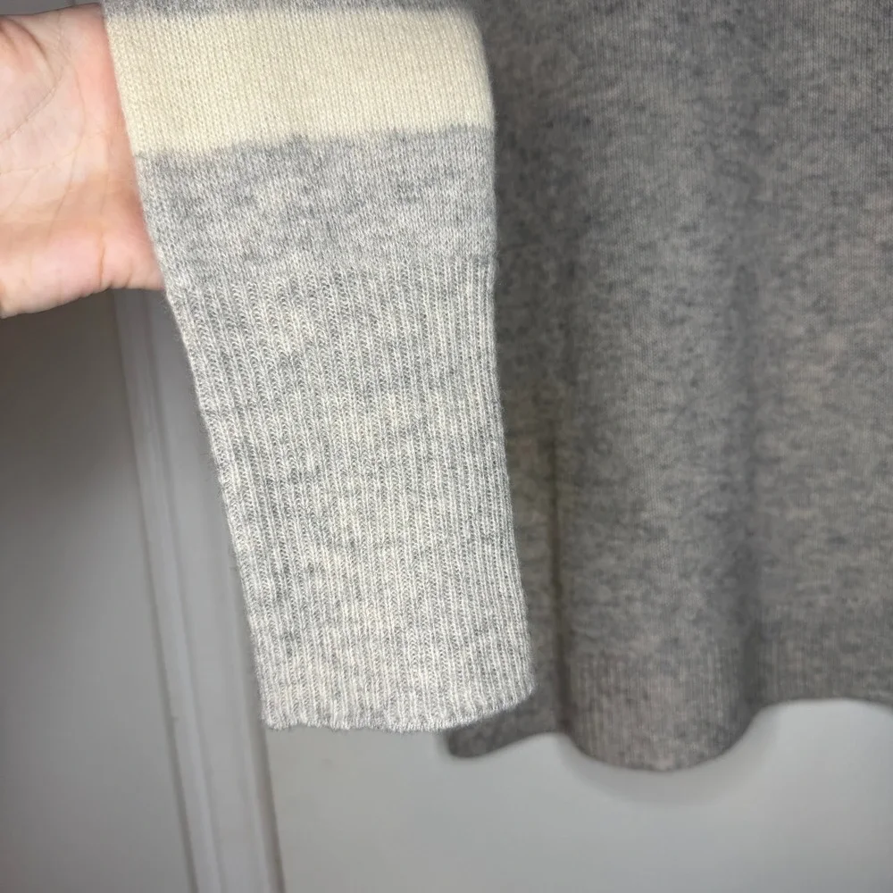 Tahari Pure Luxe 100% Cashmere Color Block Mock Neck Sweater Small